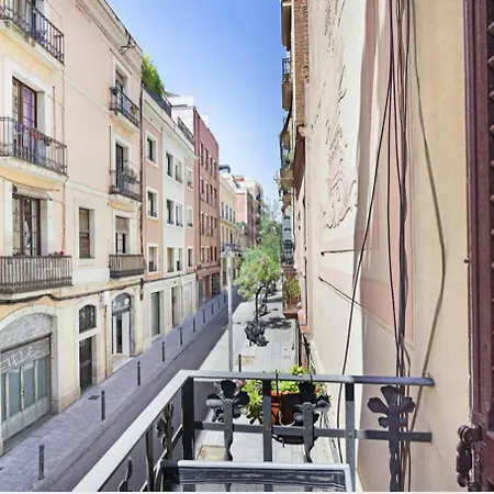 Great In Sagrada Familia With Balcony Apartment Barcelona
