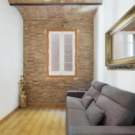 Great In Sagrada Familia With Balcony Apartment Barcelona