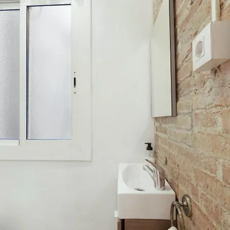 Apartment Great In Sagrada Familia With Balcony