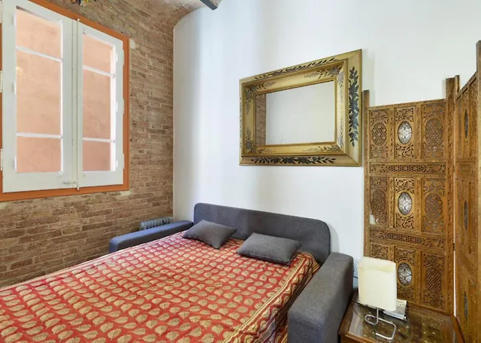 Great In Sagrada Familia With Balcony شقة
