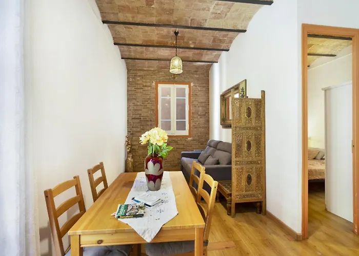 Great In Sagrada Familia With Balcony شقة *