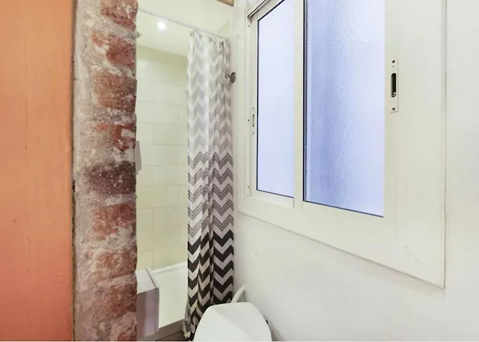 Great In Sagrada Familia With Balcony * برشلونة